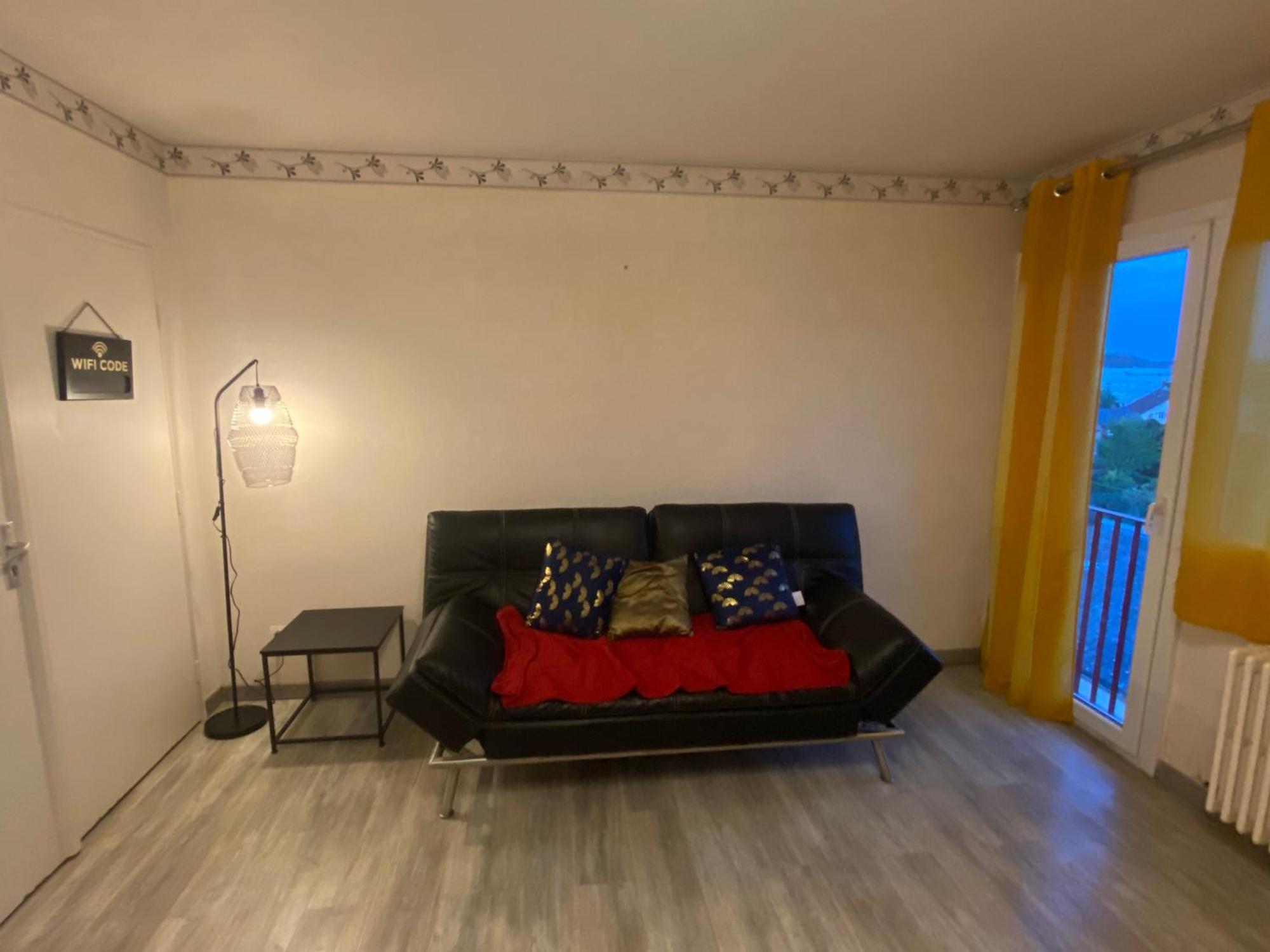 Appartements Le Verlaine Rombas Exteriér fotografie